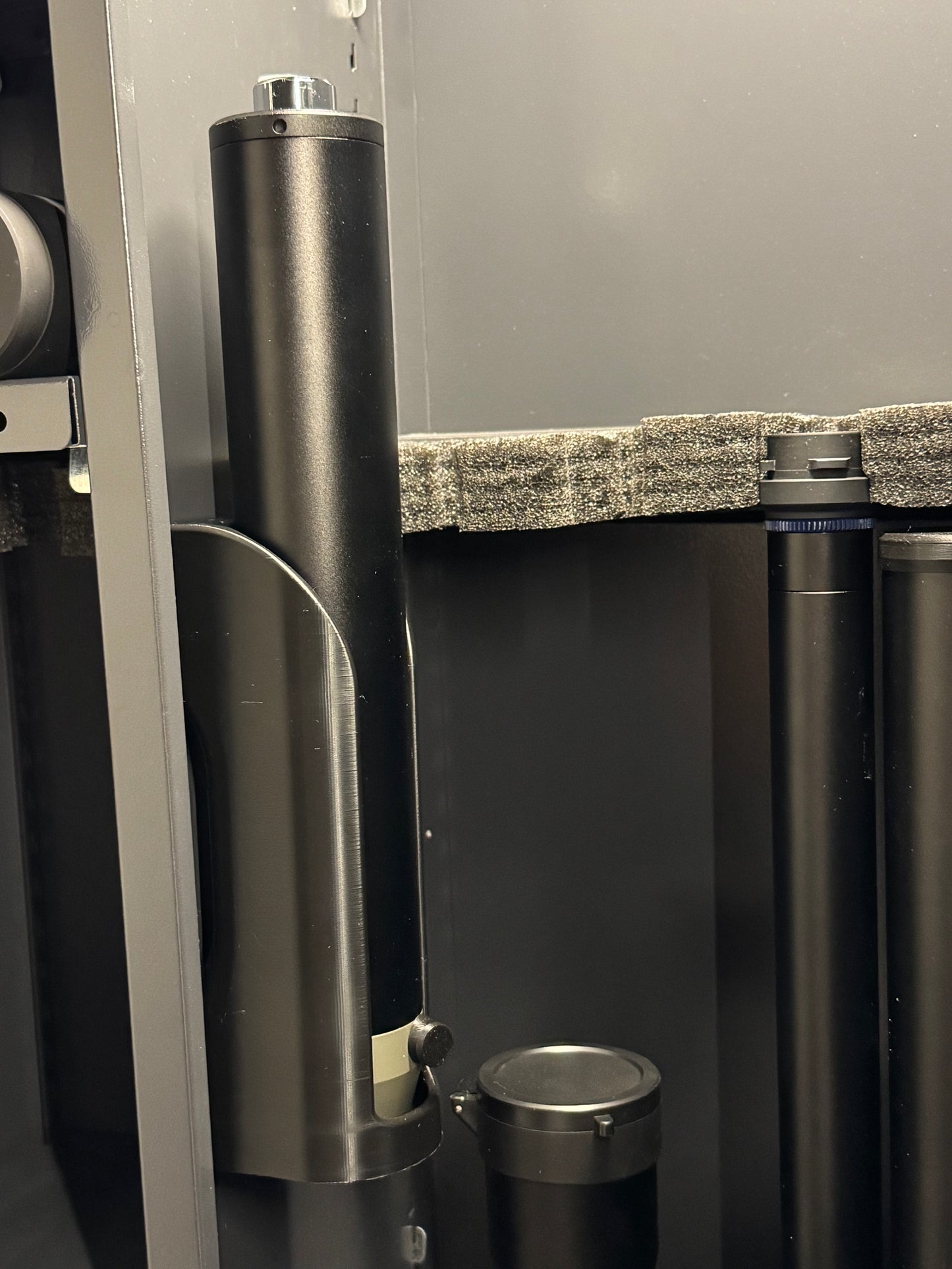 Filamelt Magnethalter für AEA HP Max Ersatztank – bis Ø56 mm / Drucklufttank - 3D-Druck aus dem Westerwald